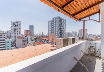 Duplex 2 Bedroom Serviced Apartment For Rent - BKK 2, Phnom Penh thumbnail