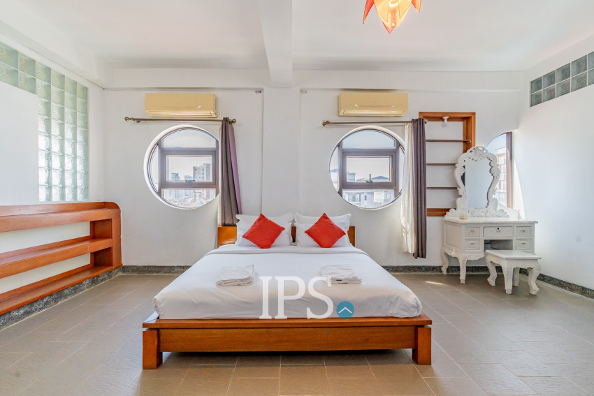 Duplex 2 Bedroom Serviced Apartment For Rent - BKK 2, Phnom Penh