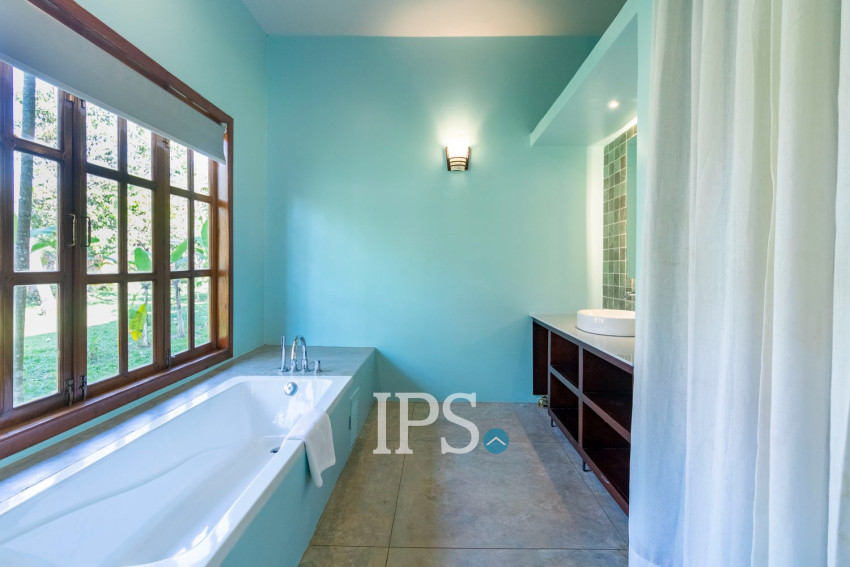 18 Room Boutique Hotel For Sale - Svay Dangkum, Siem Reap