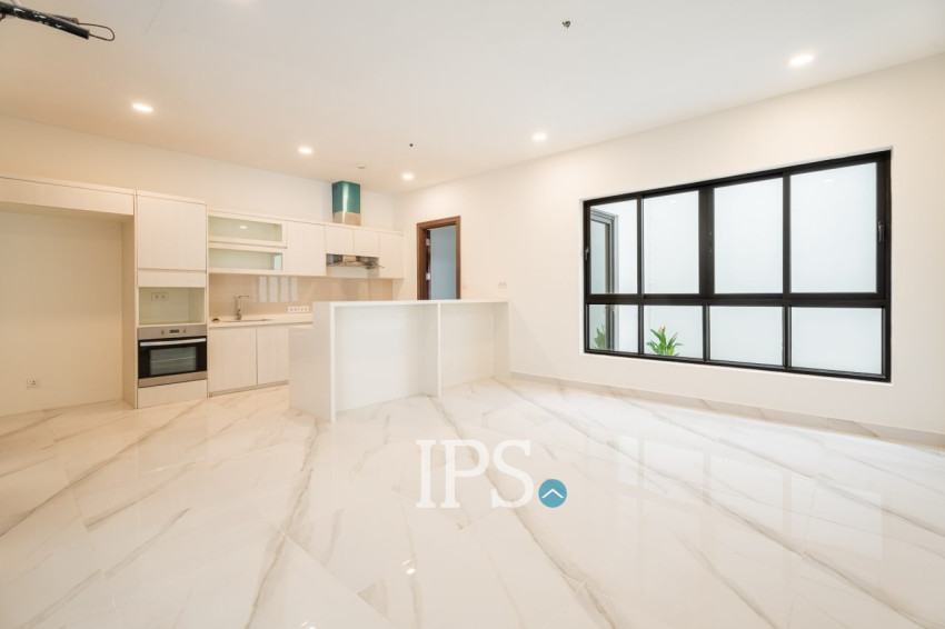 4 Bedroom Villa For Rent - Boeung Kak 1, Srah Chork, Phnom Penh