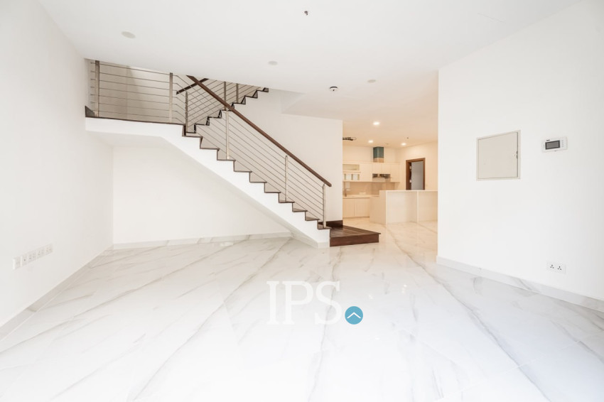 4 Bedroom Villa For Rent - Boeung Kak 1, Srah Chork, Phnom Penh