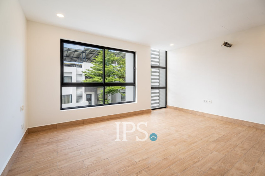 4 Bedroom Villa For Rent - Boeung Kak 1, Srah Chork, Phnom Penh