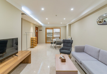 1 Bedroom Serviced Apartment For Rent - Tonle Bassac, Phnom Penh thumbnail