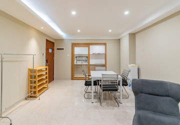 1 Bedroom Serviced Apartment For Rent - Tonle Bassac, Phnom Penh thumbnail