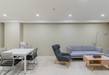 1 Bedroom Serviced Apartment For Rent - Tonle Bassac, Phnom Penh thumbnail