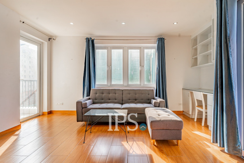 2 Bedroom Serviced Apartment For Rent - Beoung Prolit, Phnom Penh