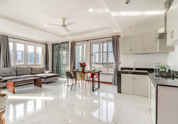 2 Bedroom Serviced Apartment For Rent - Beoung Prolit, Phnom Penh thumbnail