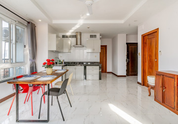 2 Bedroom Serviced Apartment For Rent - Beoung Prolit, Phnom Penh thumbnail