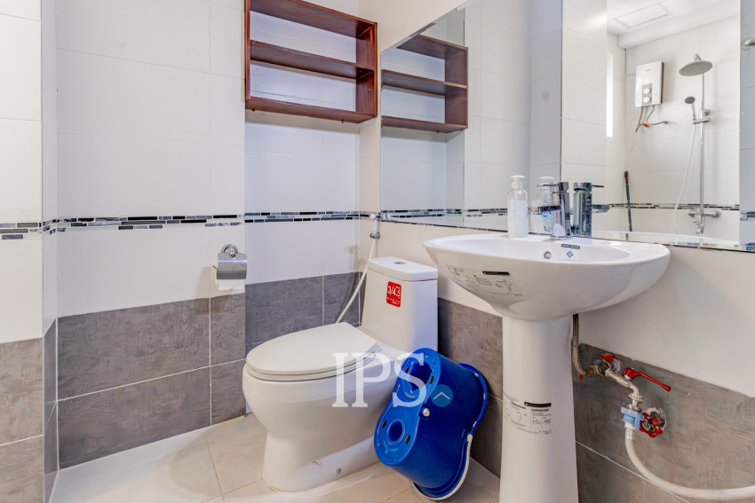 2 Bedroom Serviced Apartment For Rent - Beoung Prolit, Phnom Penh