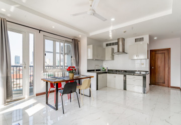 2 Bedroom Serviced Apartment For Rent - Beoung Prolit, Phnom Penh thumbnail