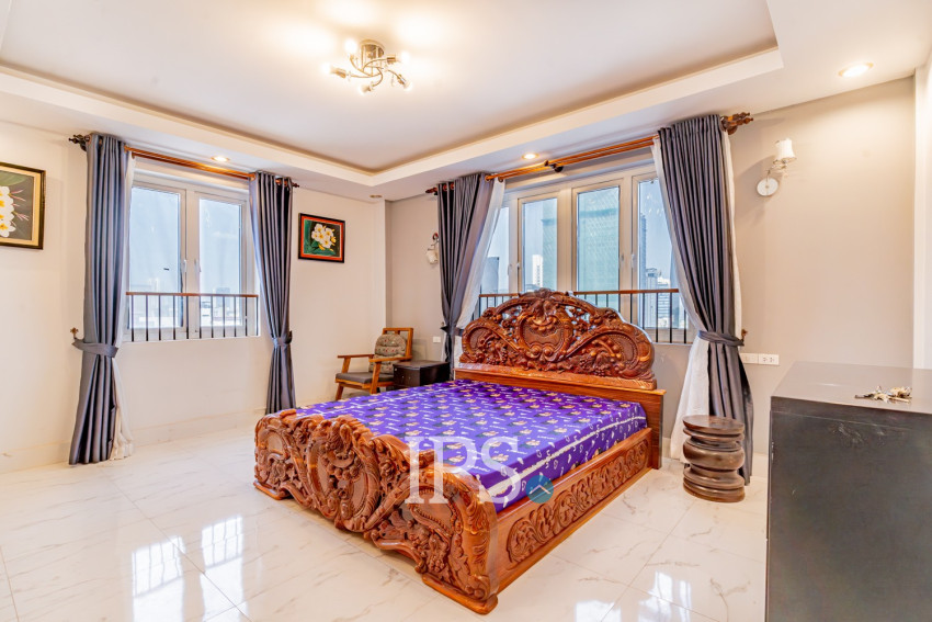 3 Bedroom Serviced Apartment For Rent - Beoung Prolit, Phnom Penh