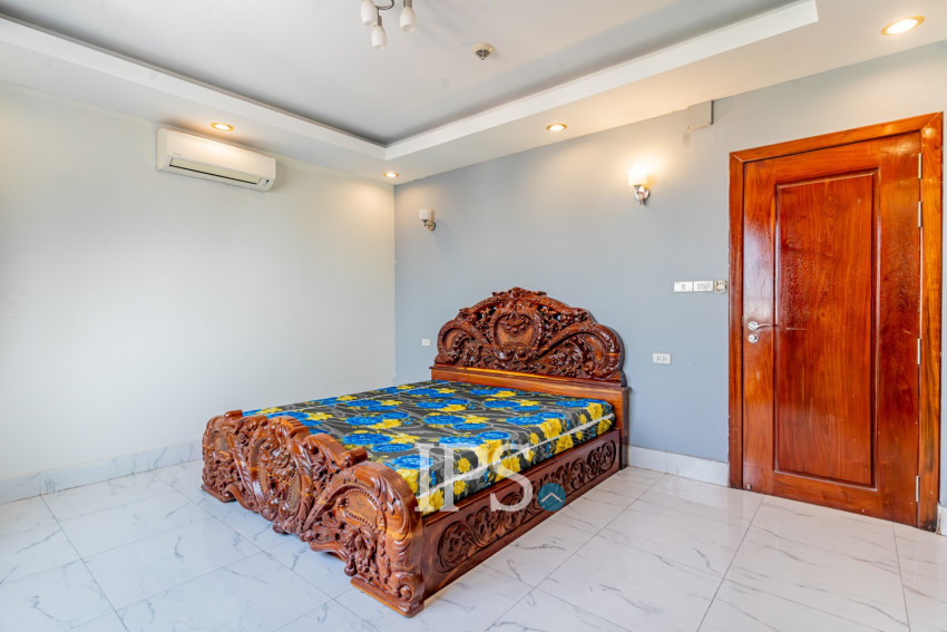 3 Bedroom Serviced Apartment For Rent - Beoung Prolit, Phnom Penh