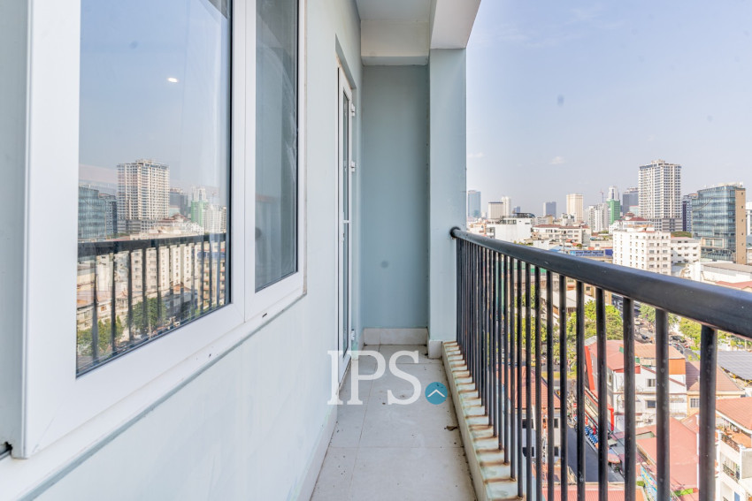 3 Bedroom Serviced Apartment For Rent - Beoung Prolit, Phnom Penh