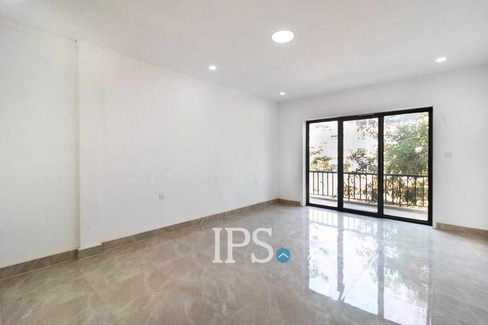 4 Bedroom House For Rent - Svay Dangkum, Siem Reap - Image 6