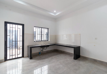 4 Bedroom House For Rent - Svay Dangkum, Siem Reap thumbnail