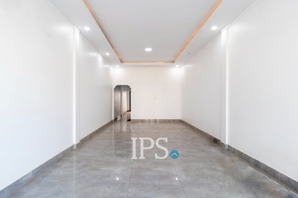 4 Bedroom House For Rent - Svay Dangkum, Siem Reap - Image 2