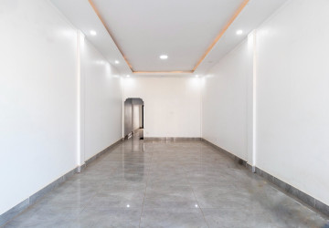 4 Bedroom House For Rent - Svay Dangkum, Siem Reap thumbnail