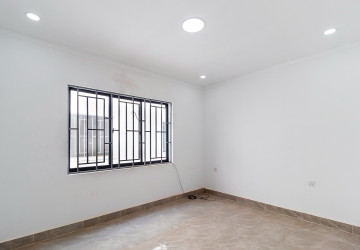 4 Bedroom House For Rent - Svay Dangkum, Siem Reap thumbnail