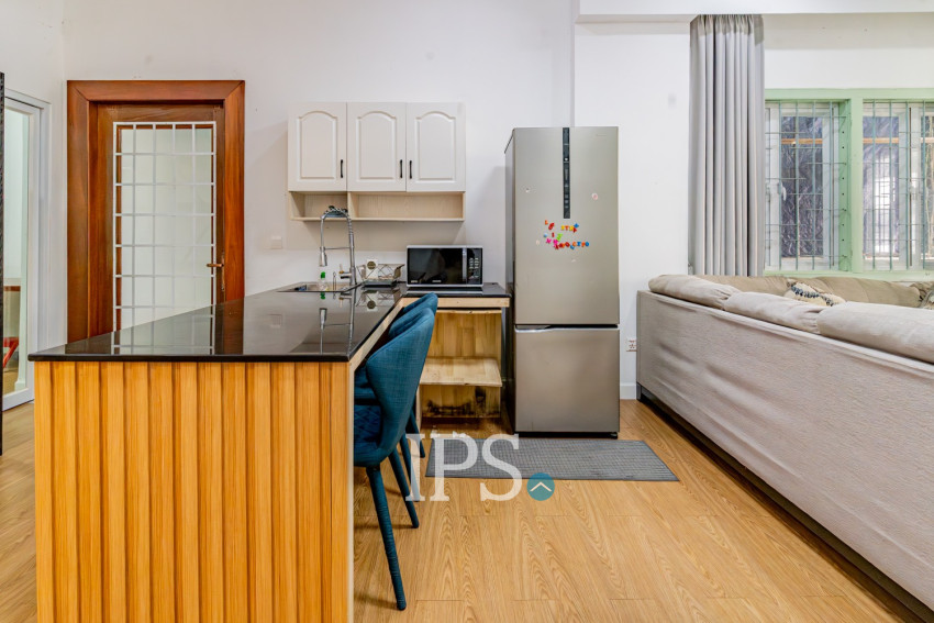 Renovated 2 Bedroom Apartment For Rent - Beoung Prolit, Phnom Penh