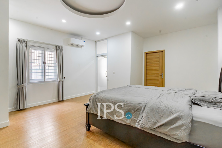 Renovated 2 Bedroom Apartment For Rent - Beoung Prolit, Phnom Penh