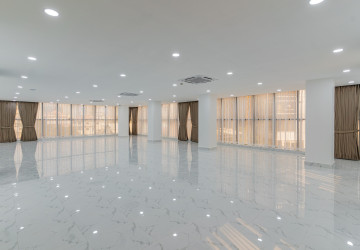 452 Sqm Office Space For Rent - Boeung Kak 2, Phnom Penh thumbnail