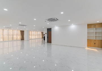 452 Sqm Office Space For Rent - Boeung Kak 2, Phnom Penh thumbnail
