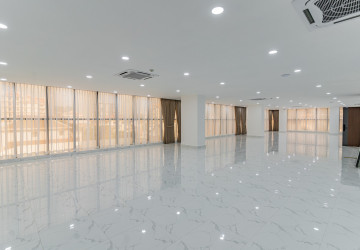 452 Sqm Office Space For Rent - Boeung Kak 2, Phnom Penh thumbnail