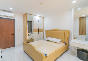 3 Bedroom Serviced Apartment For Rent - Boeung Kak 2, Phnom Penh thumbnail