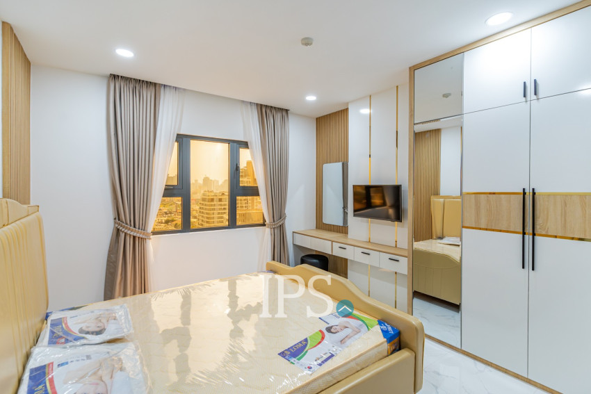 3 Bedroom Serviced Apartment For Rent - Boeung Kak 2, Phnom Penh