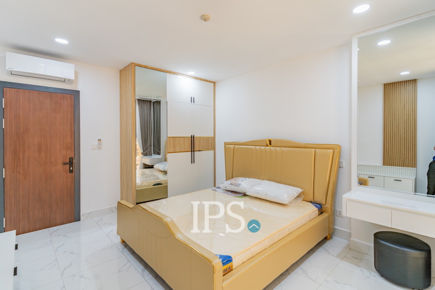 3 Bedroom Serviced Apartment For Rent - Boeung Kak 2, Phnom Penh