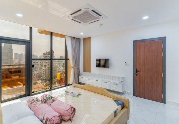 3 Bedroom Serviced Apartment For Rent - Boeung Kak 2, Phnom Penh thumbnail