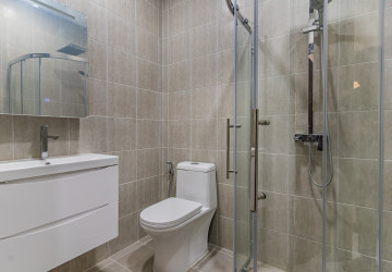 3 Bedroom Serviced Apartment For Rent - Boeung Kak 2, Phnom Penh thumbnail