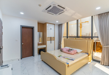 3 Bedroom Serviced Apartment For Rent - Boeung Kak 2, Phnom Penh thumbnail
