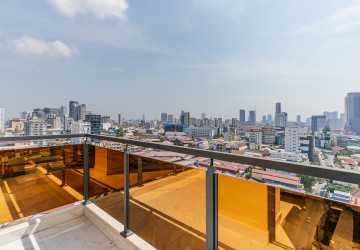 3 Bedroom Serviced Apartment For Rent - Boeung Kak 2, Phnom Penh thumbnail