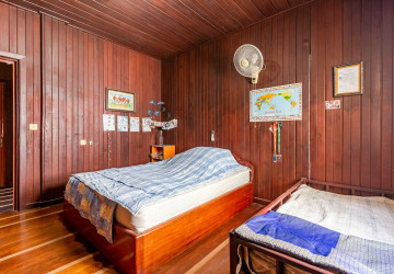 5 Bedroom House For Sale - Svay Dangkum, Siem Reap thumbnail