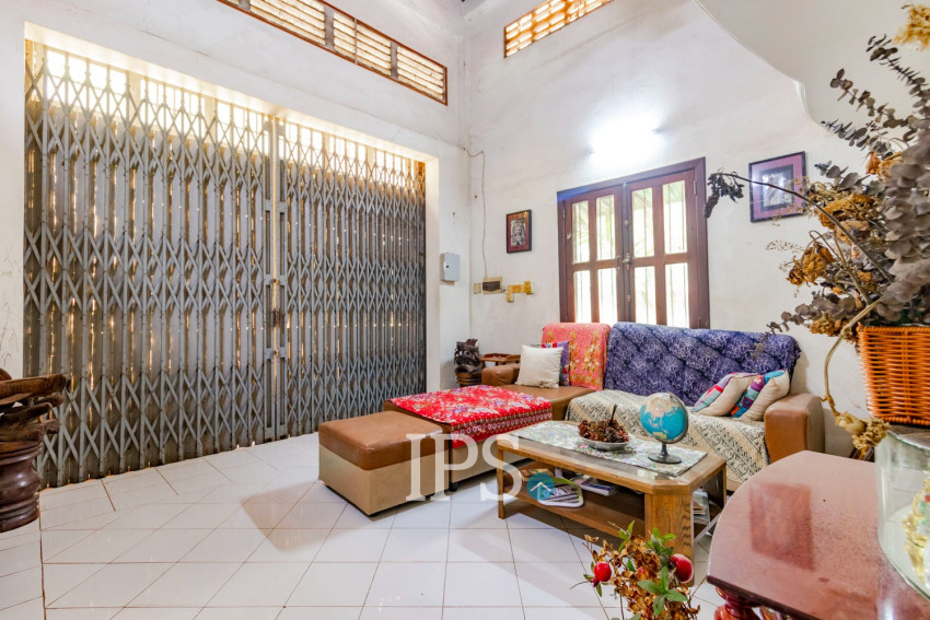 5 Bedroom House For Sale - Svay Dangkum, Siem Reap