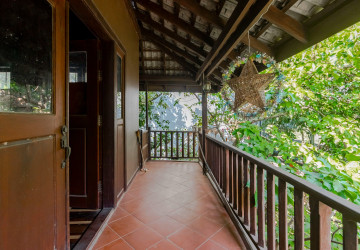 5 Bedroom House For Sale - Svay Dangkum, Siem Reap thumbnail