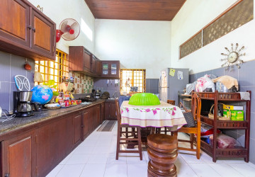 5 Bedroom House For Sale - Svay Dangkum, Siem Reap thumbnail