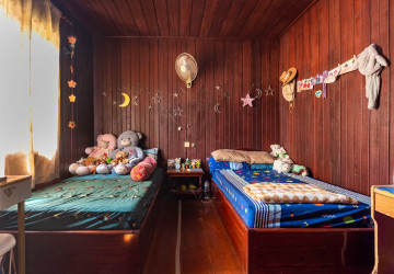 5 Bedroom House For Sale - Svay Dangkum, Siem Reap thumbnail