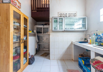 5 Bedroom House For Sale - Svay Dangkum, Siem Reap thumbnail