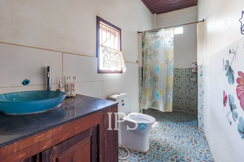 5 Bedroom House For Sale - Svay Dangkum, Siem Reap