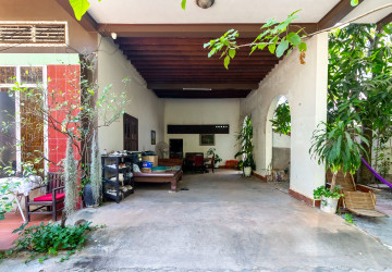 5 Bedroom House For Sale - Svay Dangkum, Siem Reap thumbnail