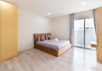 1 Bedroom Apartment For Rent - Svay Dangkum, Siem Reap thumbnail