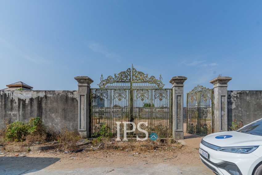700 Sqm Commercial Land For Sale - Kouk Roka, Preak Pnov, Phnom Penh