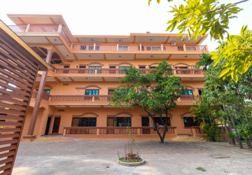 1 Bedroom Apartment For Rent - Svay Dangkum, Siem Reap thumbnail