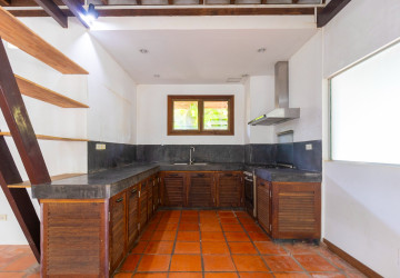 3 Bedroom Compound Wooden House For Rent - Sala Kamreuk, Siem Reap thumbnail