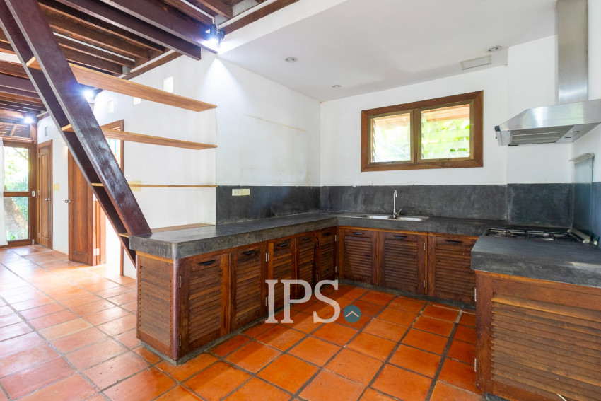 3 Bedroom Compound Wooden House For Rent - Sala Kamreuk, Siem Reap