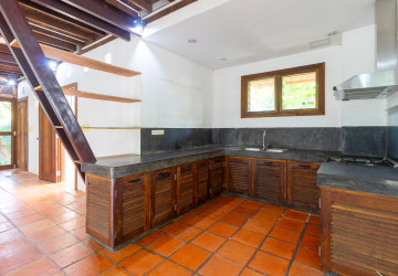 3 Bedroom Compound Wooden House For Rent - Sala Kamreuk, Siem Reap thumbnail