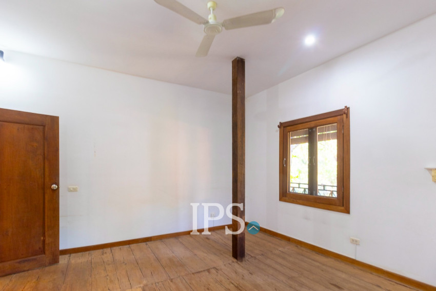3 Bedroom Compound Wooden House For Rent - Sala Kamreuk, Siem Reap