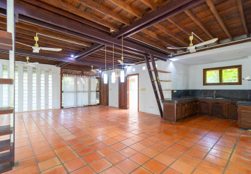 3 Bedroom Compound Wooden House For Rent - Sala Kamreuk, Siem Reap thumbnail